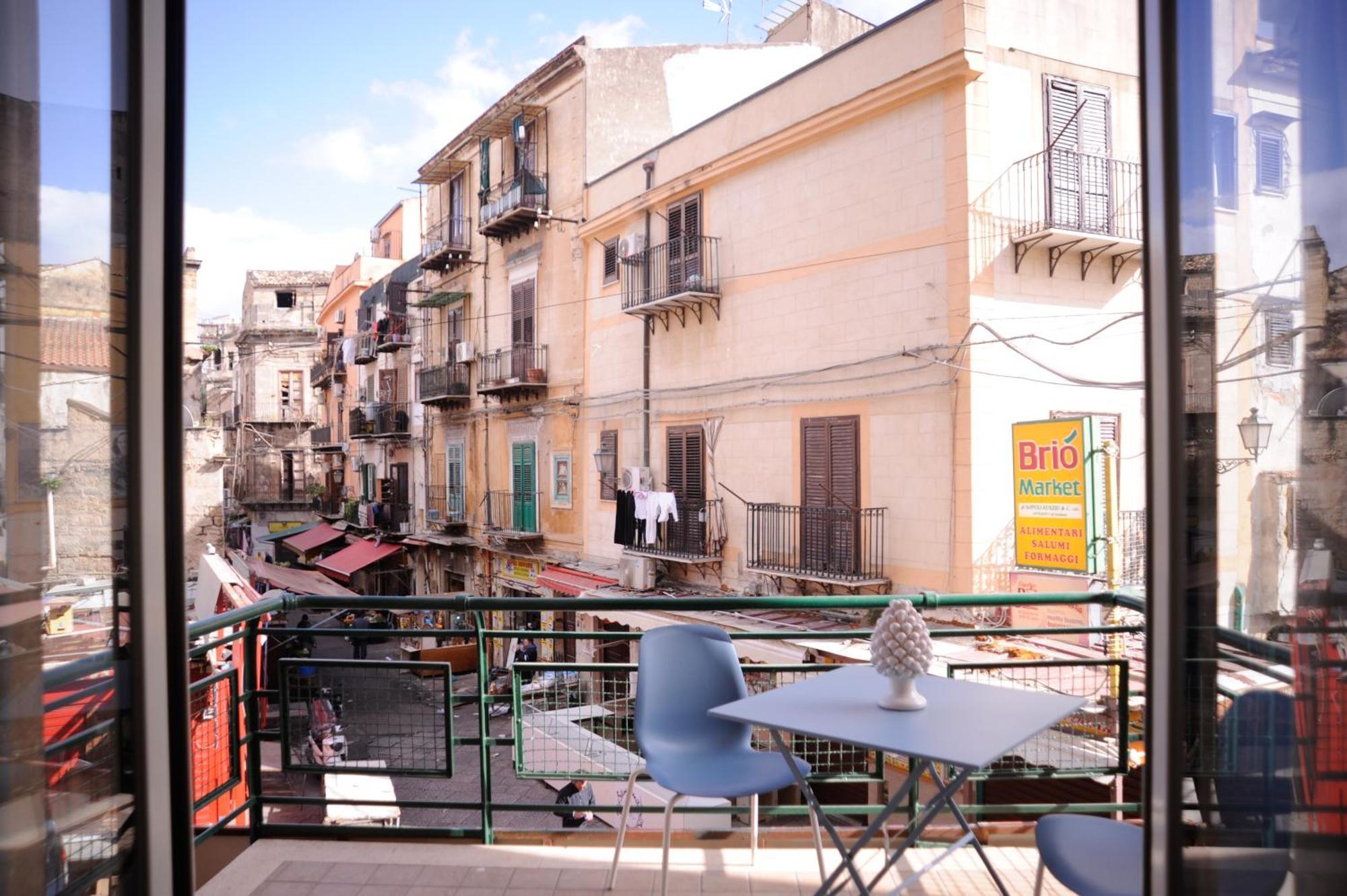Le Finestre Su Ballaro ปาแลร์โม ภายนอก รูปภาพ